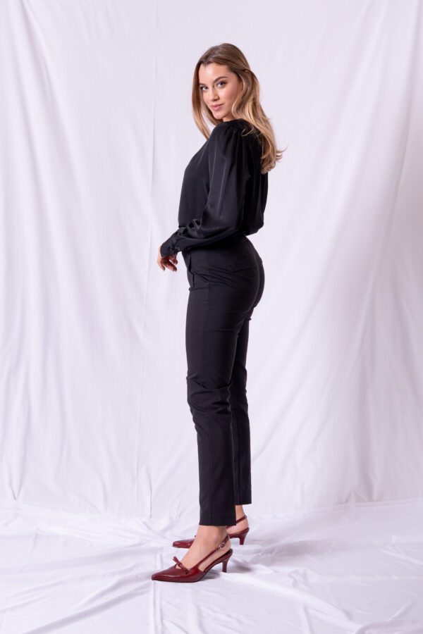 Blusa Salerno Cuello V - Nero - Imagen 3